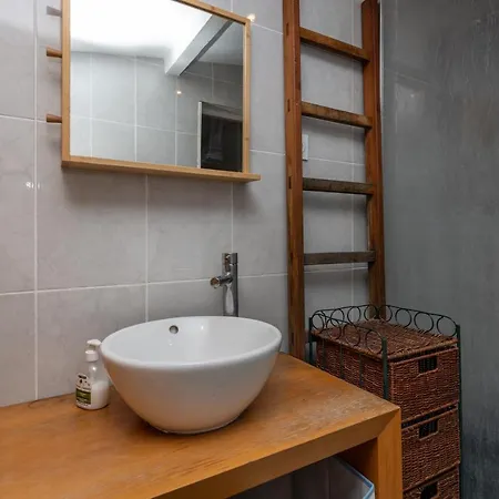Petit Studio Dans Jardin Privatif Apartment Tarnos